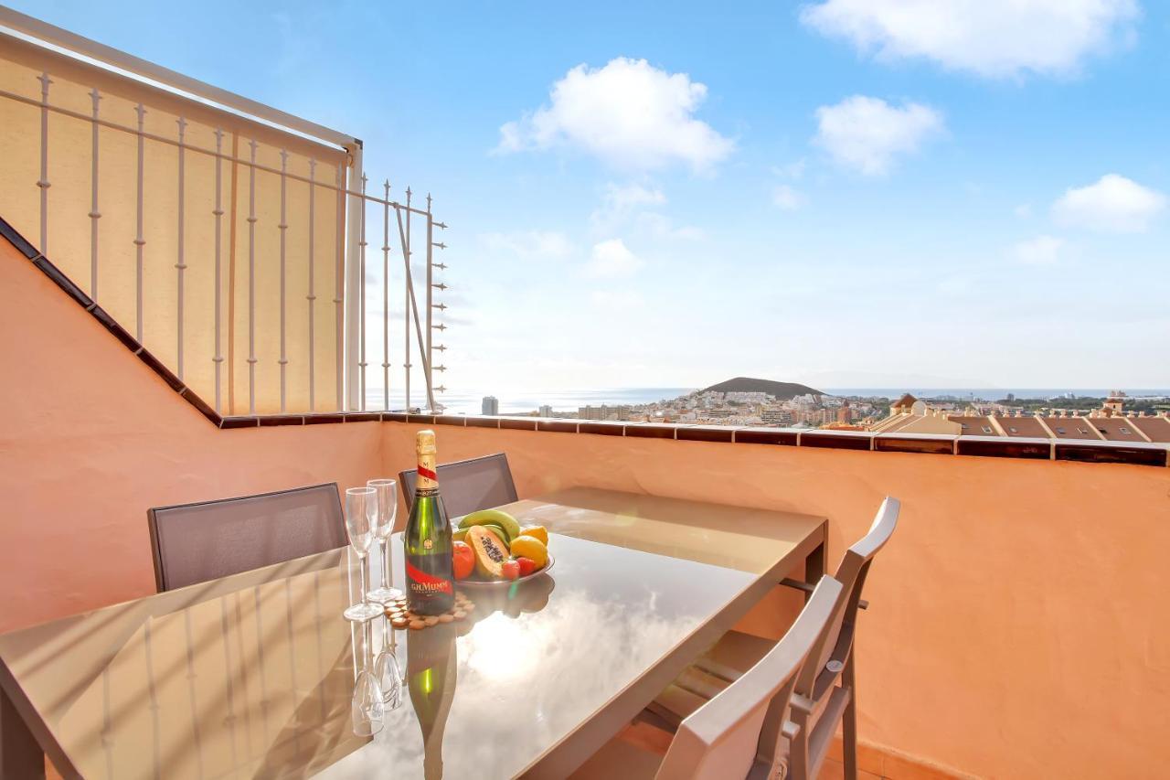 Top Floor, Sea View, Huge Terrace, Heated Pool, Garage Los Cristianos  Exterior photo