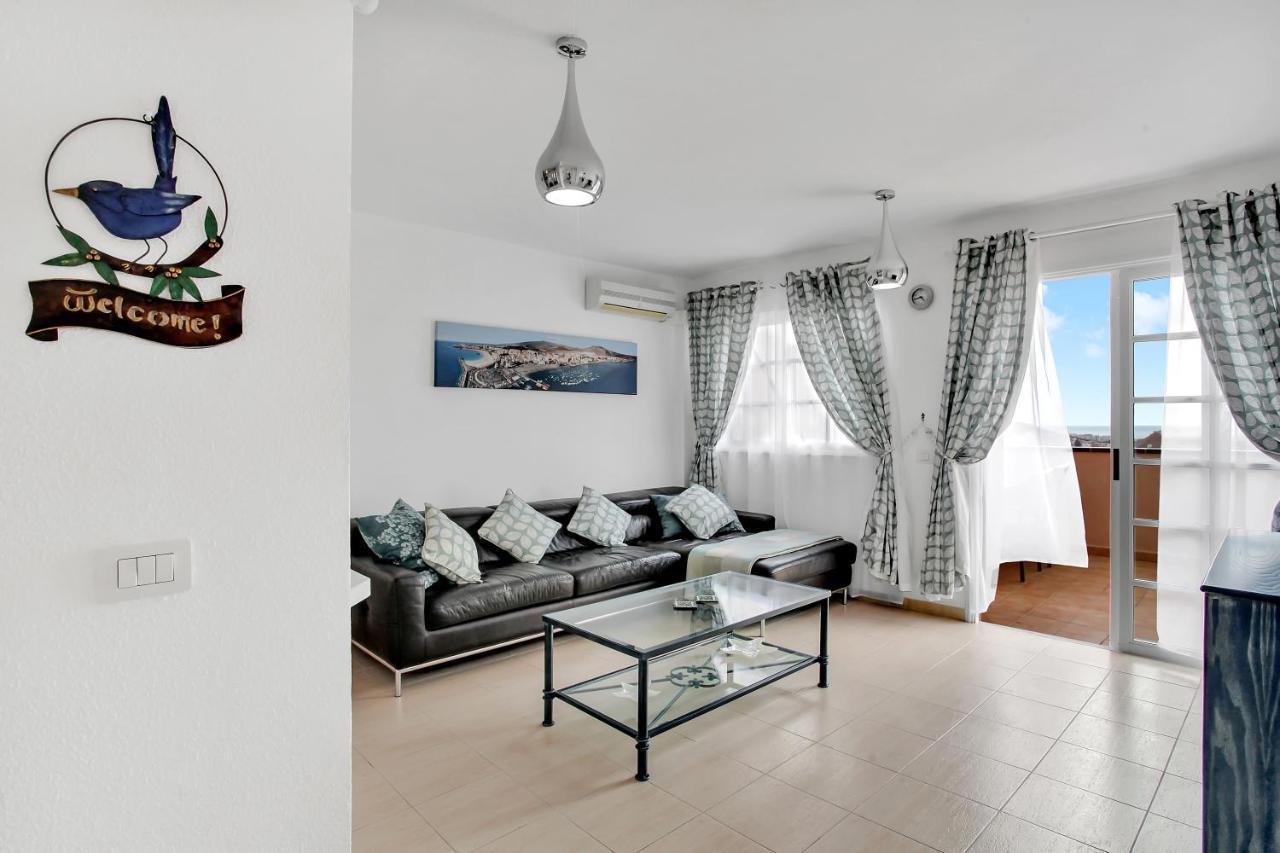 Top Floor, Sea View, Huge Terrace, Heated Pool, Garage Los Cristianos  Exterior photo
