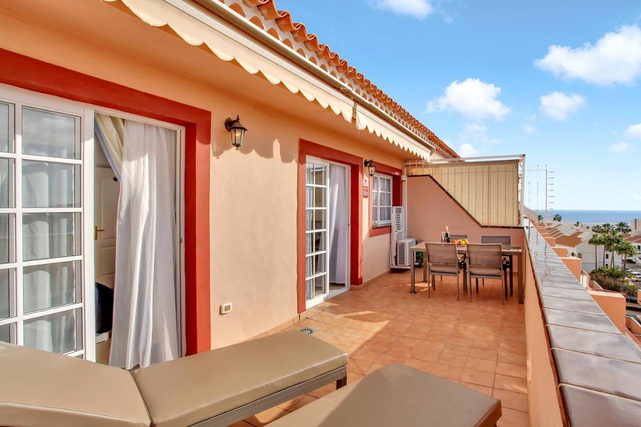 Top Floor, Sea View, Huge Terrace, Heated Pool, Garage Los Cristianos  Exterior photo